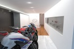 simo_arquiteto_cersosimo_ishida_projeto_loja_motos_bmw_boxer_box_sao paulo_03